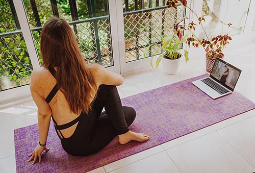 Aulas de Yoga em Grupo Online